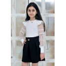 Блузка с рукавами и вышивкой