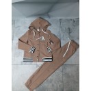 Костюм на кнопках