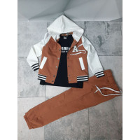 Костюм на кнопках трійка